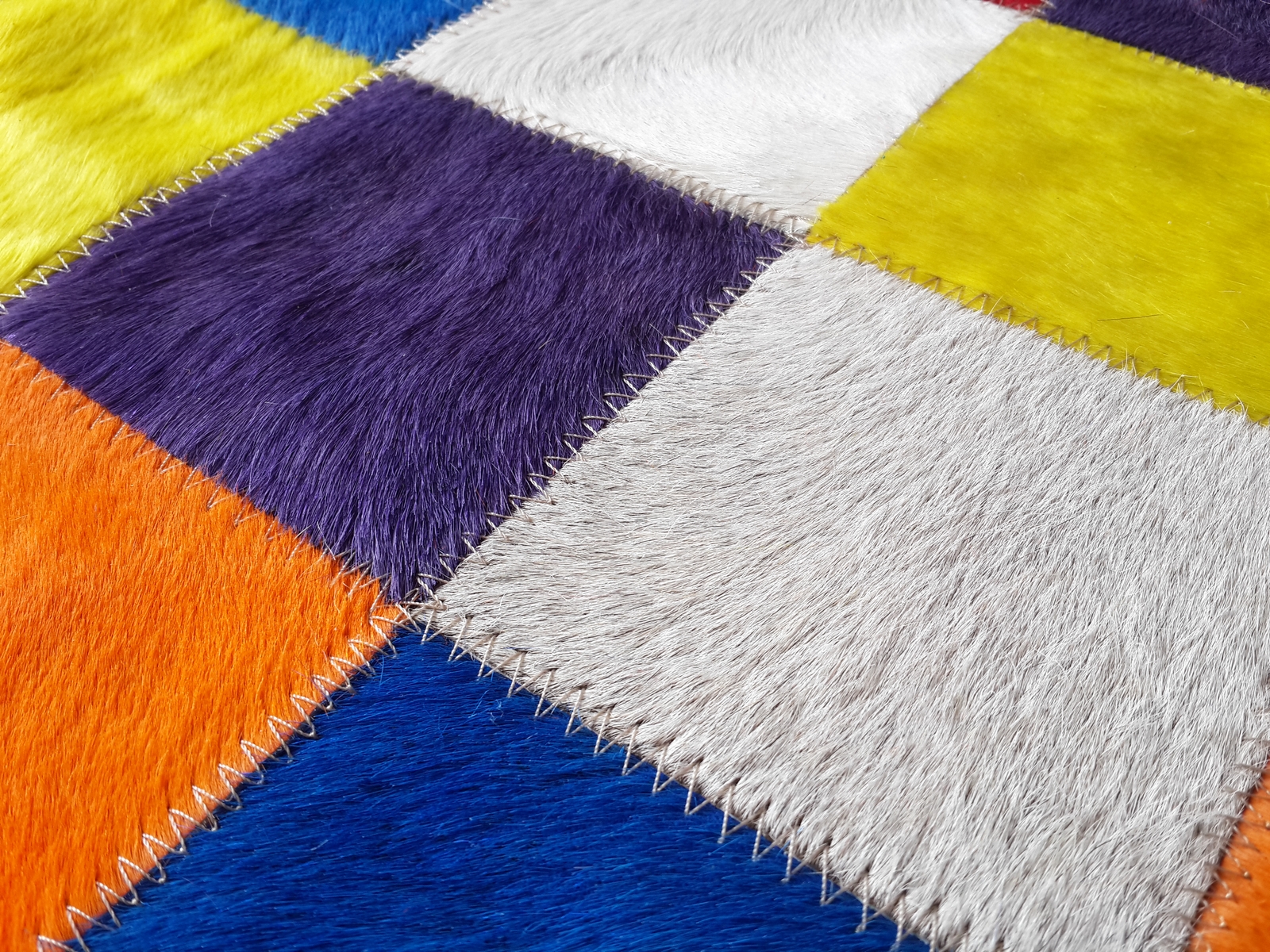 Tapis modèle CHEVRON – Cuir de Patagonie