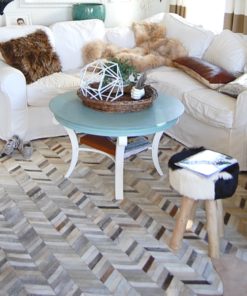 Tapis-salon-gris-chevrons